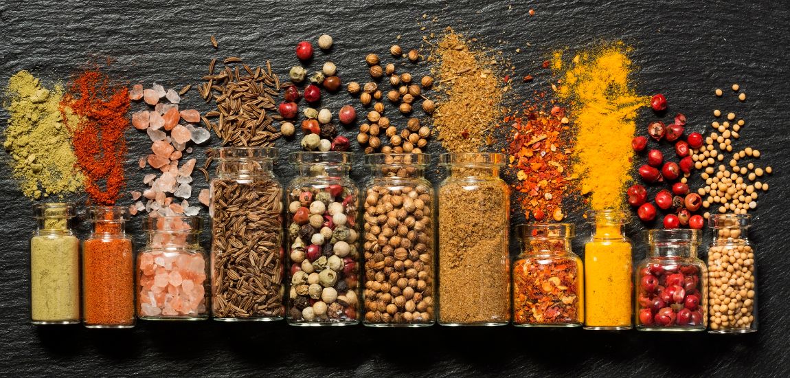 Ulubione przyprawy slow cookera – przewodnik po aromatach idealnych do długiego gotowania
