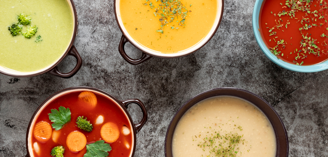 Ciepłe zupy kremy na chłodne dni – przepisy z Crock-Pota, które rozgrzeją i wzmocnią odporność