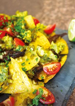 Nachosy z meksykańską wołowiną Carne Asada 