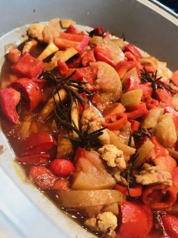 Warzywny tajine z kiszoną cytryną