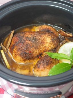 Solankowy kurczak w całości z wolnowaru 