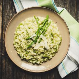 Risotto z serem Asiago i szparagami