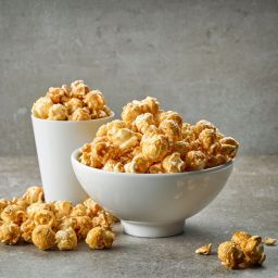 Popcorn karmelowy